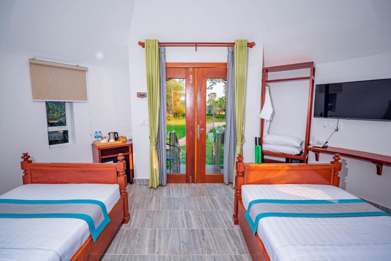 Ganesha Kampot Resort Luaran gambar