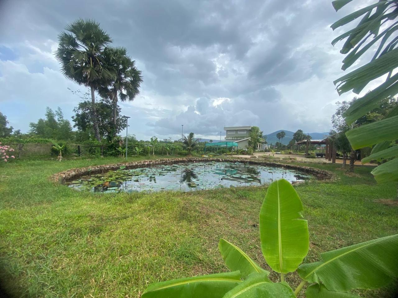Ganesha Kampot Resort Luaran gambar