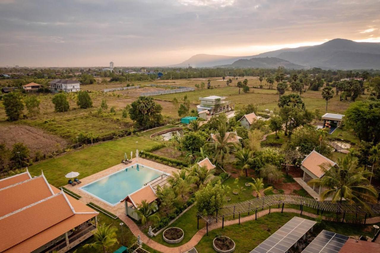Ganesha Kampot Resort Luaran gambar
